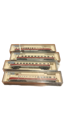 Kato 73708 en 73709 BR 175 011-6/4 DDR zeldzaam model