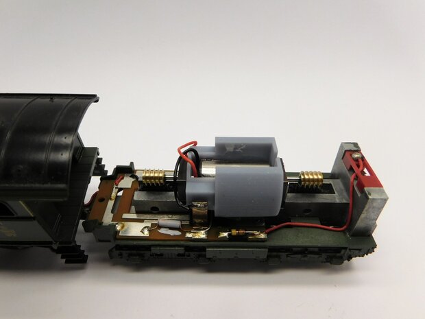 Micromotor HTR005G Glockenankermotor f&uuml;r Trix DB BR 38, DR BR 38-4, Bay P 3/5