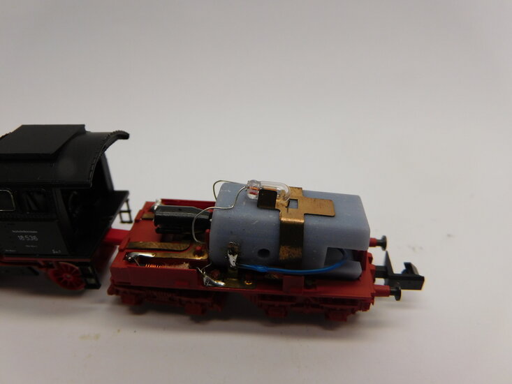 micromotor NA033F motor ombouwset voor Arnold BR 18.4 (Motor in de tender), BR 18.5 , BR36, S 3/6 (Motor in de tender), KPEV P4, SNCF 231, SNCB reeks 3649