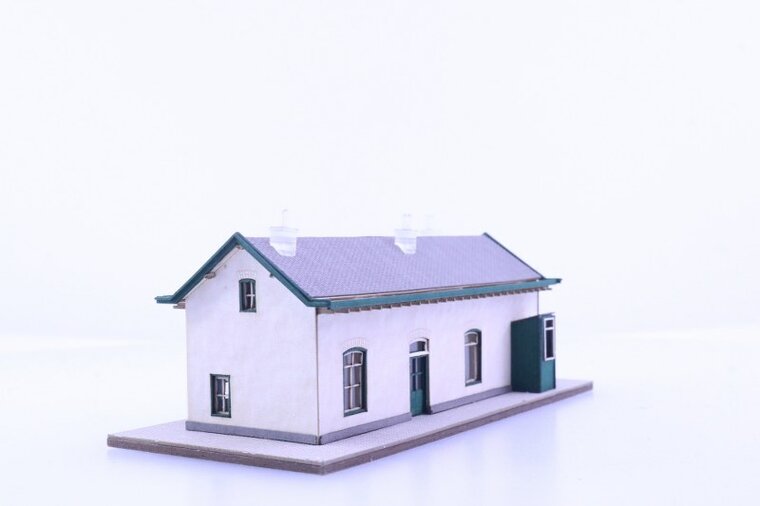 modelhuizen.nl 2022080 N bouwpakket station Beekbergen
