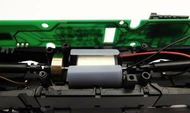 micromotor HMT002F motor ombouwset voor Märklin / Trix BR 152 (Mittel Motor, Antrieb über Kardanwelle), BR 182, BR 189 Motor Märklin/Trix E192730