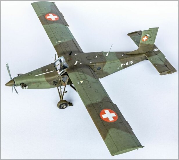 Heller 30410 PILATUS PC-6 B2/H2 Turbo Porter Bouwpakket Schaal 1:48 vliegtuig