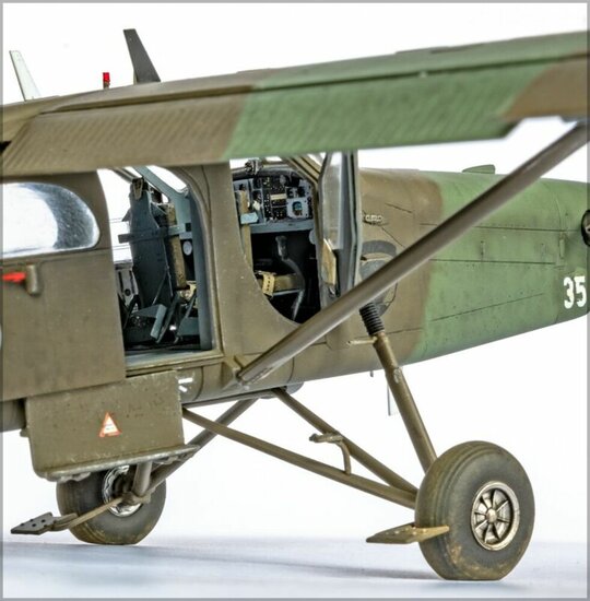 Heller 30410 PILATUS PC-6 B2/H2 Turbo Porter Bouwpakket Schaal 1:48 vliegtuig