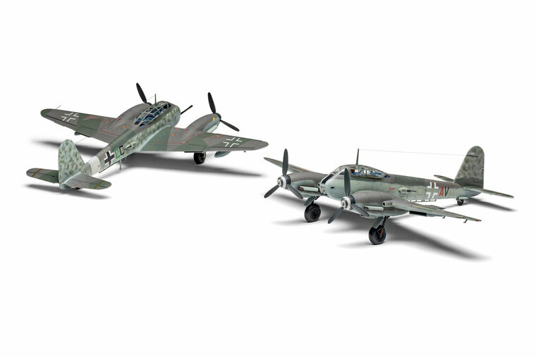 Airfix A04066 MESSERSCHMITT Me410A-1/U2 &amp; U4 Bouwpakket Schaal 1:72