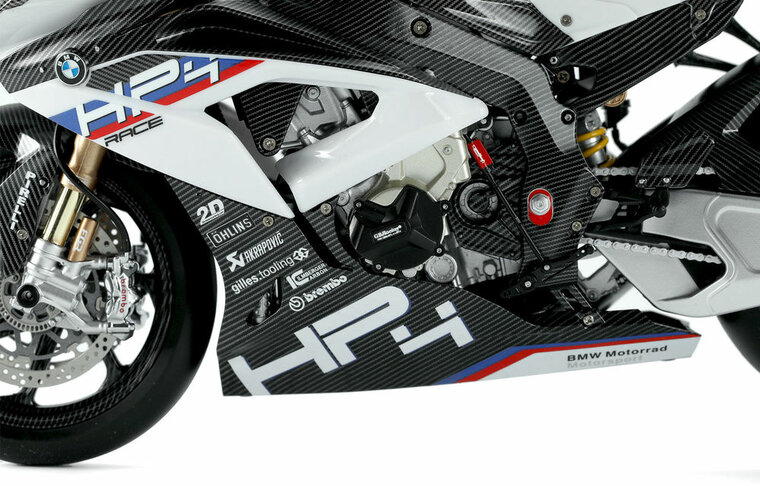 MENG-Model MT-004s BMW HP4 RACE (Pre-colored Edition) Bouwpakket Schaal 1:9