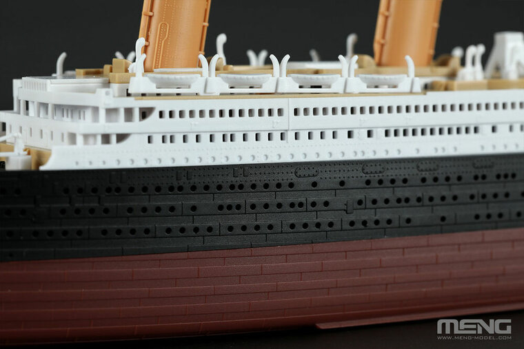 MENG-Model PS-008 R.M.S. Titanic Bouwpakket Schaal 1:700