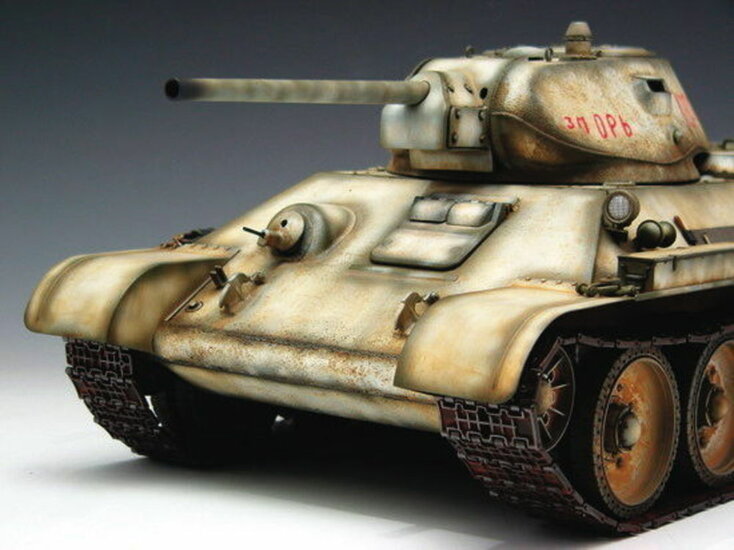 Trumpeter 00905 T-34/76 Soviet Tank (1942) Bouwpakket Schaal 1:16