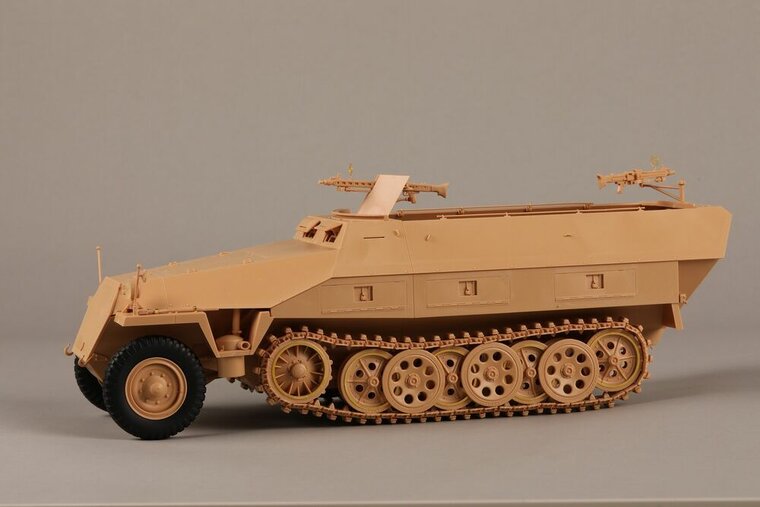 Trumpeter 00942 Sd.Kfz 251D Bouwpakket Schaal 1:16