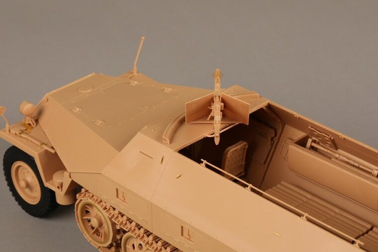 Trumpeter 00942 Sd.Kfz 251D Bouwpakket Schaal 1:16