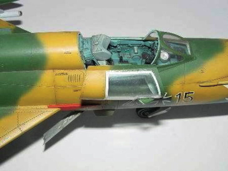 Trumpeter 02218 MiG-21 MF Modellbausatz Ma&szlig;stab 1:32