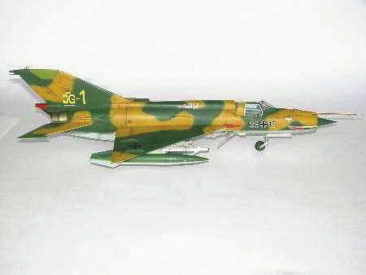 Trumpeter 02218 MiG-21 MF Modellbausatz Ma&szlig;stab 1:32