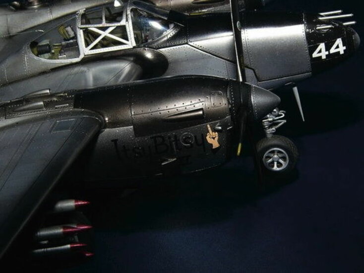 Trumpeter 02227 Lockheed P-38 L-5-LO Lightning Bouwpakket Schaal 1:32