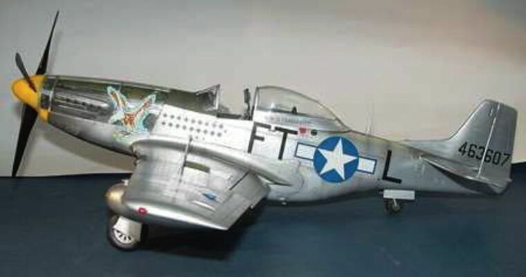 Trumpeter 02401 North American P-51 D Mustang IV Bouwpakket Schaal 1:24