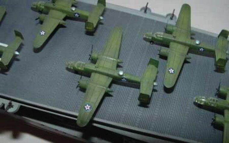 Trumpeter 05601 Flugzeugtr&auml;ger USS Hornet CV 8 Bouwpakket Schaal 1:350