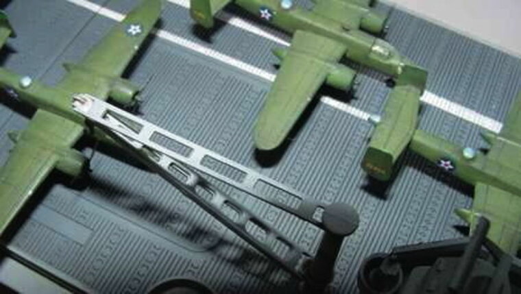 Trumpeter 05601 Flugzeugtr&auml;ger USS Hornet CV 8 Bouwpakket Schaal 1:350