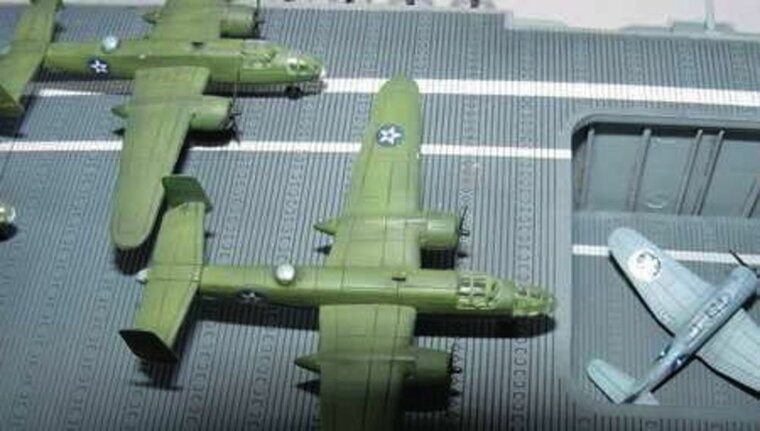 Trumpeter 05601 Flugzeugtr&auml;ger USS Hornet CV 8 Bouwpakket Schaal 1:350
