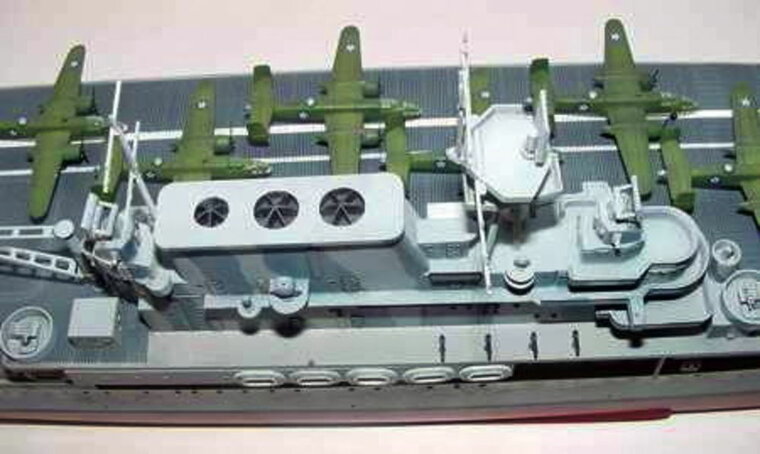 Trumpeter 05601 Flugzeugtr&auml;ger USS Hornet CV 8 Bouwpakket Schaal 1:350