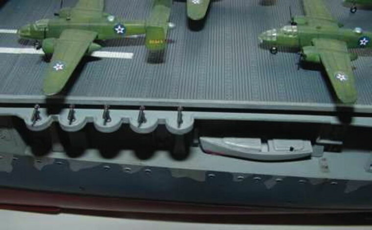 Trumpeter 05601 Flugzeugtr&auml;ger USS Hornet CV 8 Bouwpakket Schaal 1:350
