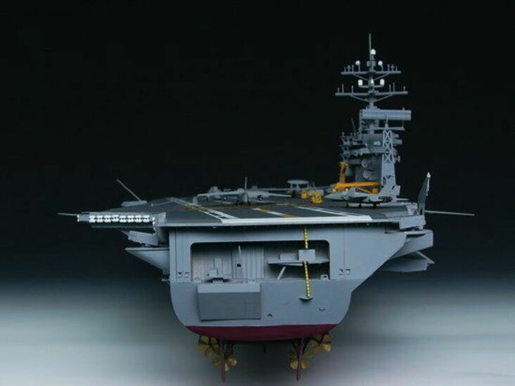 Trumpeter 05605 Flugzeugtr&auml;ger USS Nimitz CVN-68 1975 Bouwpakket Schaal 1:350