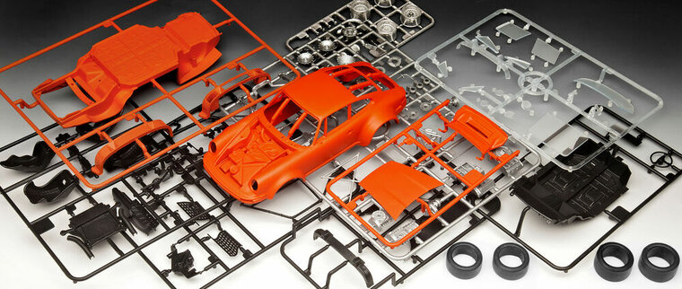 Revell 5669 Geschenkset J&auml;germeister Motor Sport 50th Annivers Bouwpakket Schaal 1:24