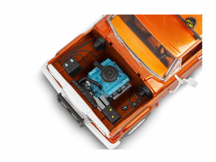 Revell 14568 Jeep J-10 pickup with camper Schaal 1:24