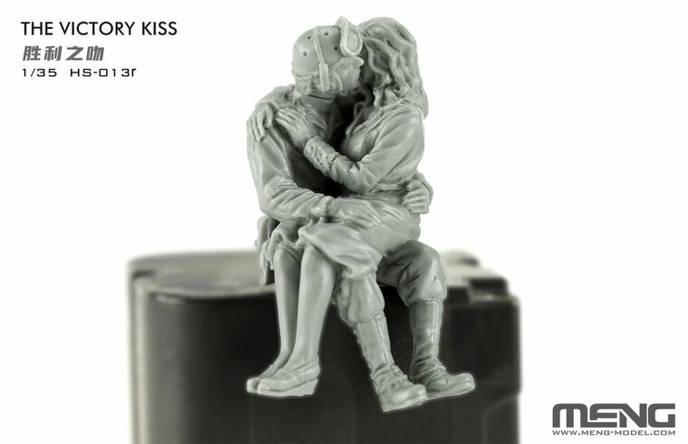 MENG-Model HS-013r The Victory Kiss (Resin) Schaal 1:35