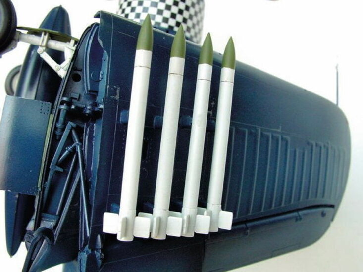 Trumpeter 02221 Vought F4U-1D Corsair Modellbausatz Ma&szlig;stab 1:32