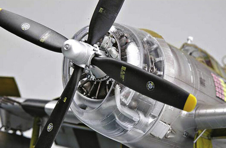 Trumpeter 02262 P-47D Razorback Fighter Bouwpakket Schaal 1:32