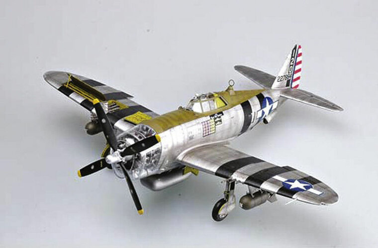 Trumpeter 02262 P-47D Razorback Fighter Bouwpakket Schaal 1:32