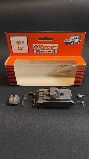 Roco minitanks 107 Panzer IV F2/H-K
