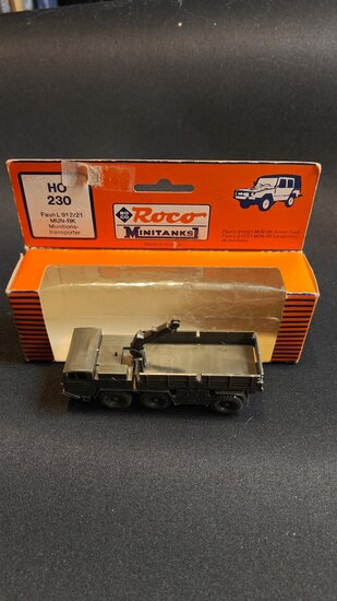 Roco minitanks 230 Faun L 912/21 MUN-RK Munitions-transporter