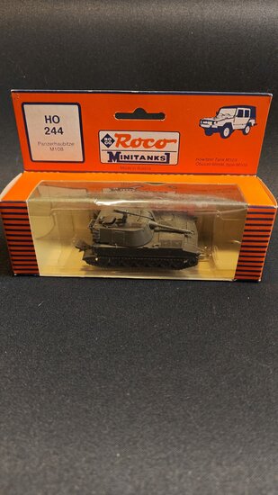 Roco minitanks 244 Panzerhaubitze M108