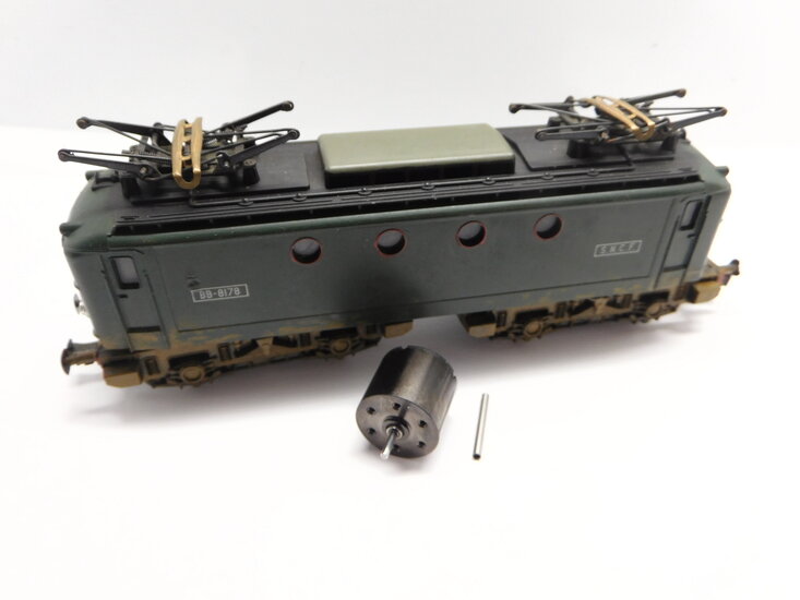 micromotor HRI016 ombouwset Rivarossi NS 1100, SNCF BB 8100
