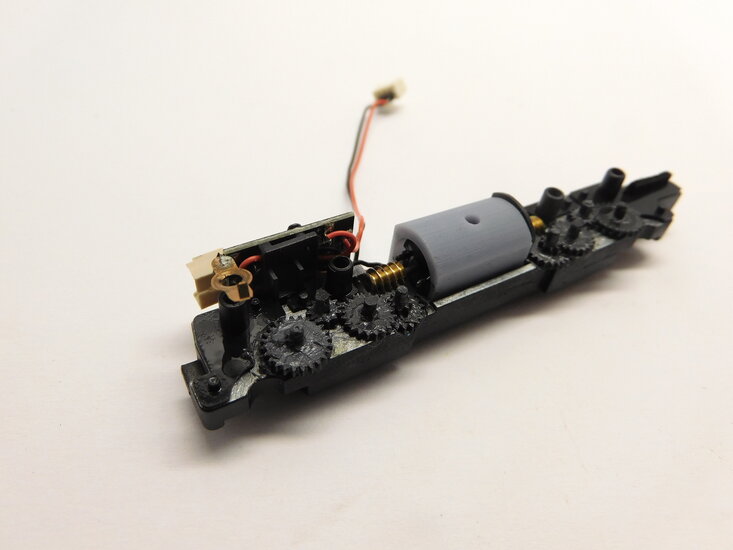 Micromotor NDA007G Dapol Class 142 Pacer - alleen voor 2D-142-XXX genummerde modellen!