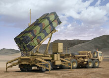Trumpeter 01037 M983 HEMTT &amp; M901 Launching Station oMIM -104F Patriot SAM System(PAC-3) Bouwpakket Schaal 1:35