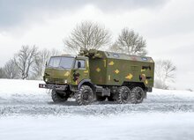 ICM 35004 KAMAZ-4310, Ukrainian Military Box Truck Schaal 1:35