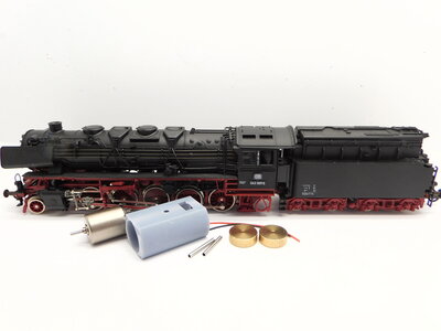 micromotor HR033F motor ombouwset voor Roco BR 43, BR 44, SNCF 150X Oudste model met zilveren wielbanden! micromotor HR033F motor ombouwset voor Roco BR 43, BR 44, SNCF 150X Oudste model met zilveren wielbanden!