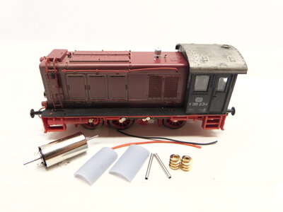 micromotor HLM003G motor ombouwset voor Lima V 36, V 236, WR 360C14, SNCB 231001, FS D236, DR BR 106 micromotor HLM003G motor ombouwset voor Lima V 36, V 236, WR 360C14, SNCB 231001, FS D236, DR BR 106