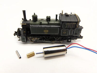 micromotor NF057G motor ombouwset voor Fleischmann DB BR 98.8, K.Bay.Sts.B. GtL 4/4 micromotor NF057G motor ombouwset voor Fleischmann DB BR 98.8, K.Bay.Sts.B. GtL 4/4