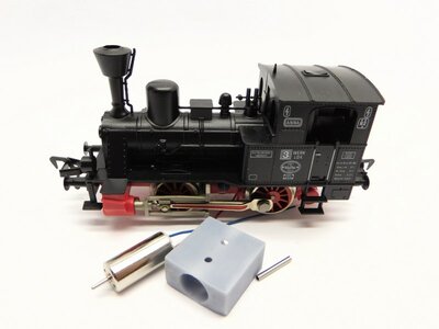 micromotor HF007 motor ombouwset voor Fleischmann Anna, BR 98.1, Grüne Betty, u.a. micromotor HF007 motor ombouwset voor Fleischmann Anna, BR 98.1, Grüne Betty, u.a.