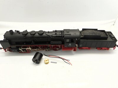 micromotor HRI006C motor ombouwset Rivarossi H0 DB BR 01*, DB BR 10*, DB BR 39, KPEV P10, FS GR 680*, FS GR 685*, FS GR 691*, FS GR 746*, SNCF Pacific 231 E, SNCF Pacific Chapelon*, Nichel Plate Road / American Railroad / Richmond Fredericksburg & Potomac 2-8-4 Berkshire*, Baltimore & Ohio 2-10-2 Class S1 micromotor HRI006C motor ombouwset Rivarossi H0 DB BR 01*, DB BR 10*, DB BR 39, KPEV P10, FS GR 680*, FS GR 685*, FS GR 691*, FS GR 746*, SNCF Pacific 231 E, SNCF Pacific Chapelon*, Nichel Plate Road / American Railroad / Richmond Fredericksburg & Potomac 2-8-4 Berkshire*, Baltimore & Ohio 2-10-2 Class S1