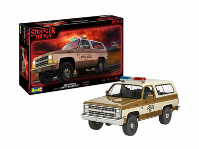 Revell 67724 Model Set Stranger Things Chevrolet K5 Blazer Bouwpakket Schaal 1:25