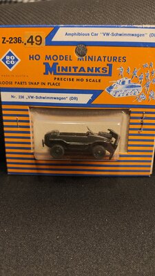 roco minitanks Z-236 - VW Schwimmwagen (DR)
