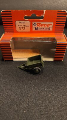 roco minitanks 573 - M332 Mun.Hanger