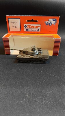 Roco minitanks 256 LEOPARD 1 A2