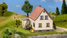 noch 66606 HO Koloniaal huis met garage